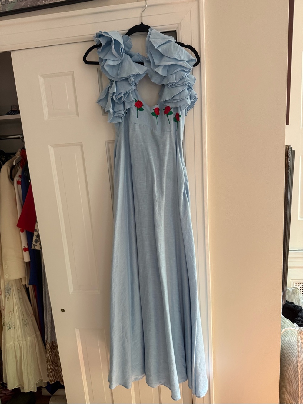 Fanm Mon embroidered linen midi dress with ruffle sleeves - Picture 3 of 4
